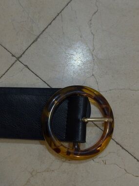 Princess Polly Black Belt with Tortoiseshell Round Buckle